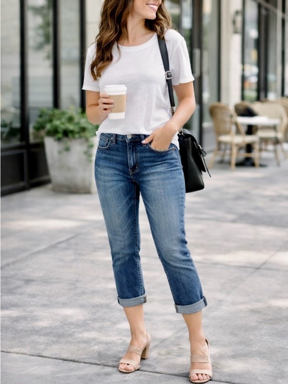 It Jeans Capri Denim • Size 25 • Medium Wash • Slim Fit